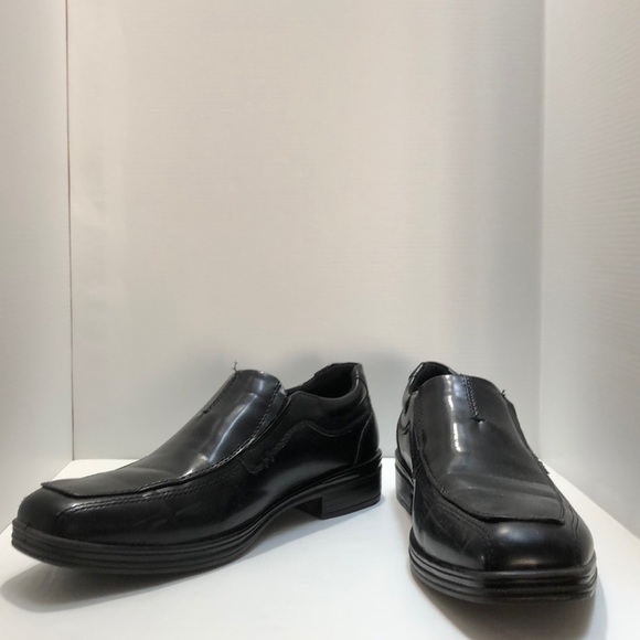 Other - Black slip on shoes size 5